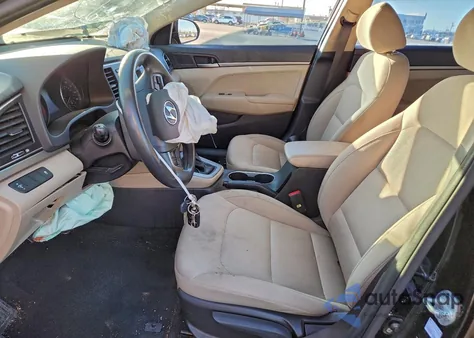 2017 Hyundai Elantra Se z USA, uszkodzony, nr VIN KMHD74LF4HU367343